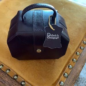 Dulwich Designs Travel Jewelry Case